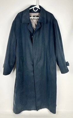 Bill Blass Black Label Men’s 46 R Long Navy Blue Trench Coat w/Removable Liner - Image 1 of 4