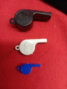 Lote de 3 Silbatos Vintage DRAGNET, CRACKER JACKS TODO FUNCIONA - Imagen 1 de 8