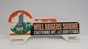 Vintage Will Rogers Shrine Cheyenne MT 8000 Ft Metal Licnes Plate Topper - Bild 1 von 3