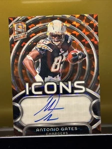 2024 Spectra Football Antonio Gates Icons Auto / 10 🔥 - Picture 1 of 4