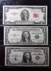 USA $1 1935 & $2 1953 Lot Blue Red Seal Silver Certificate US Note Money h5460