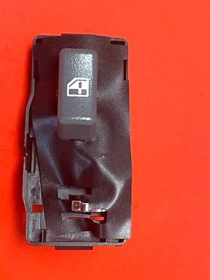 Выключатель переднего правого окна двери DS-1755 для Chevrolet Astro.	Сафари GMC - Изображение 1 из 4