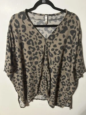 E.C. Designs Top 女式均码动物印花 — 第 1/4 张图片