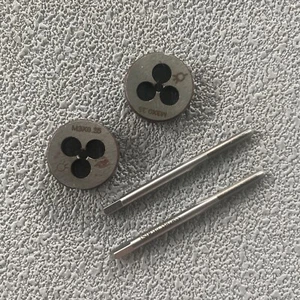 2pcs M3x0.35 HSS Tap and Die Set - Picture 1 of 4