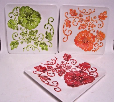 3 квадратные меламиновые салатные десертные тарелки Laurie Gates с цветочным тиснением 8 3/4 дюйма - Изображение 1 из 4