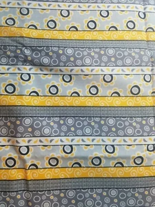 BRUDER SCHWESTER DESIGN STUDIO 1 YARD 24 ZOLL BAUMWOLLSTOFF ~ NÄHEN-LAPPEN QUILTEN BLUME - Bild 1 von 3