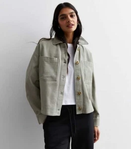 EX New Look Light Green Cotton Pocket Front Crop Shacket Sizes 6-32 RRP £29.99 - Picture 1 of 4