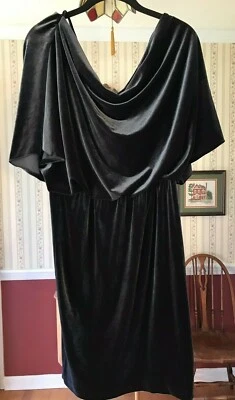 Nuevo con etiquetas Vestido London Times Drapeado Negro Carbón Terciopelo Talla 10 Foto 1 de 4