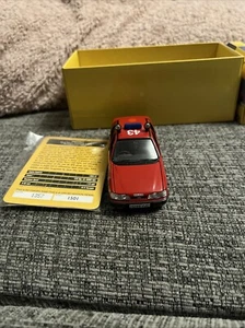 Vanguards Corgi 1:43 Ford Sierra Sapphire Metropolitan Police VA09902 - Free P&P - Picture 1 of 5