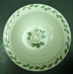 Vintage Hall China Dinnerware Cameo Rose Mary Dunbar 5" Berry Bowl - Picture 1 of 4