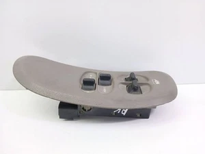 Chrysler Grand Voyager IV 2001 Front left power window switch UST115675 - Picture 1 of 7