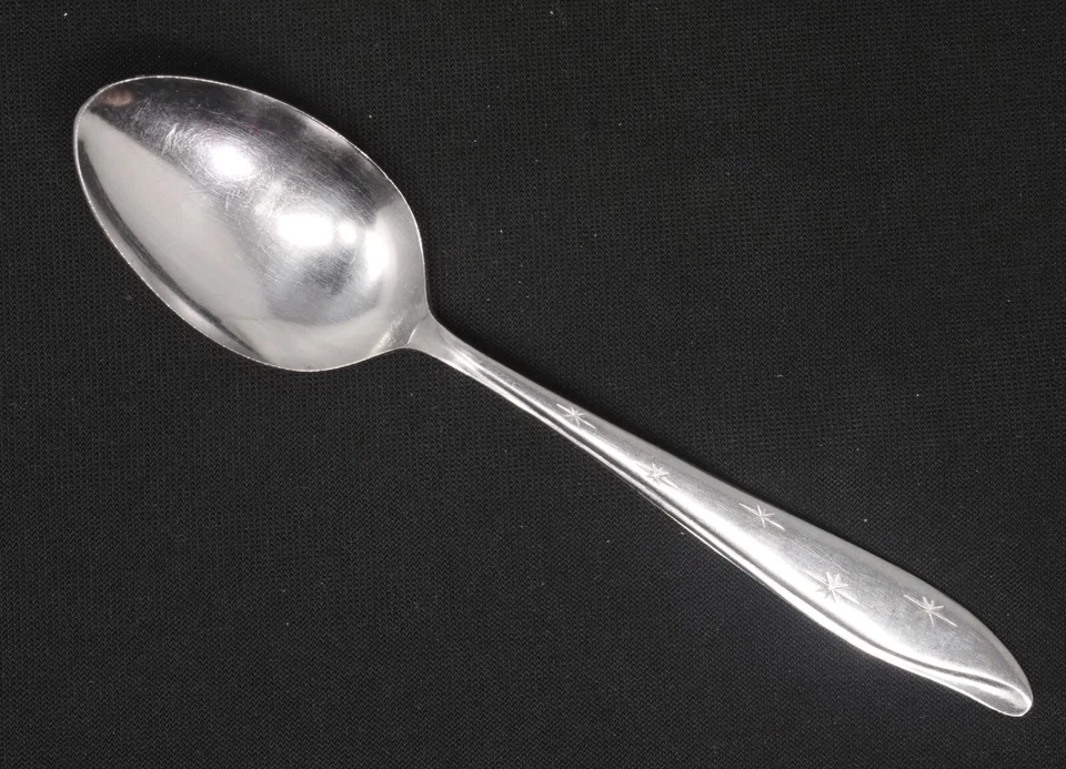 Cucharadita Silhouette SST5 de acero inoxidable con patrón de estrella. 6" de largo Foto 1 de 1