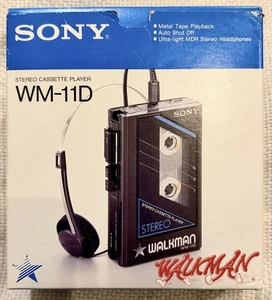 Raro 79 Sony Walkman WM-11D FUNCIONA Estéreo Portátil Reproductor de Cassette Caja Auriculares - Imagen 1 de 14