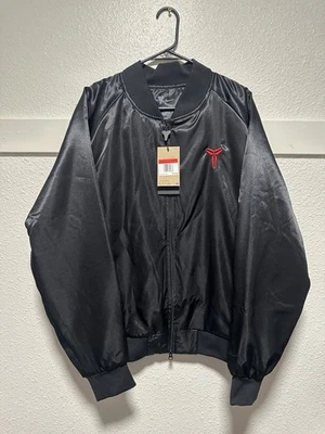 Jaqueta Nike Kobe Year Of Mamba Therma-Fit Isolada Preta Tamanho G HQ4695-010 - Imagem 1 de 4