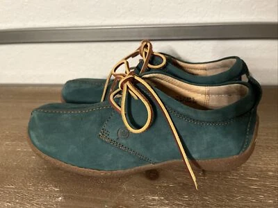 Zapato Born Nubuck Cuero Con Cordones Verde Bosque 7.5 Foto 1 de 4