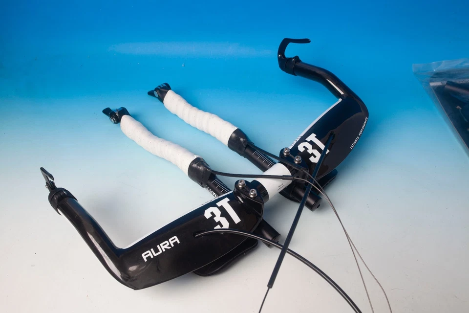 MANUBRIO AURA - PRO 3T CRONO TT NUOVO COMPLETO SHIMANO 10 SPEED MISURE IN FOTO - Immagine 1 di 4