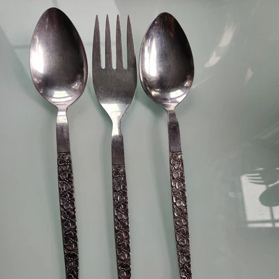 WM ROGERS 不锈钢 ONEIDA "Northland" 服务尺寸 Lg 1 FORK & 2 SPOONS 花卉 — 第 1/4 张图片