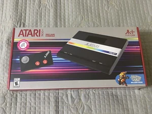 Official Atari 7800+ Console & Wireless Controller - HDMI Output Wireless - Picture 1 of 2