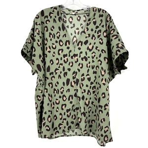 Blusa Jodifl Oliva Estampado Leopardo Mediana Manga Corta Cuello en V Estilo #G7854 - Imagen 1 de 5