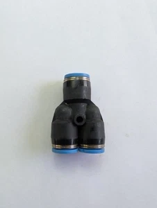 Festo 153150 QSY-8 Push-Y Connector - Picture 1 of 4