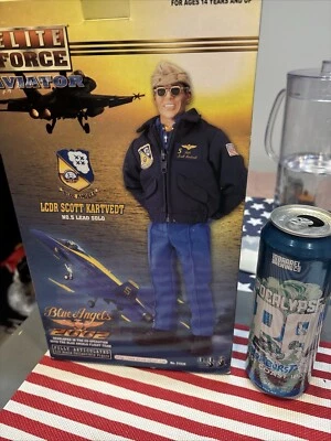 "Figura Elite Force Aviator Navy Blue Angels Lcdr Scott Kartvedt 12"" 1/6" Foto 1 de 4