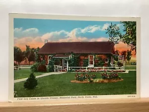 Primera cabaña de troncos en el condado de Lincoln: North Platte, NE - Postal de colección - Imagen 1 de 3