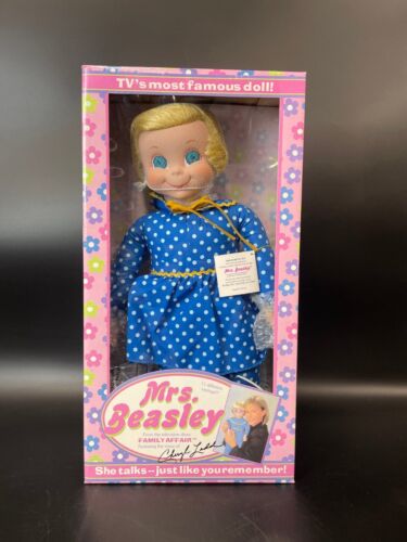 Mrs. Beasley Family Affair Doll 20" Talking Pull String W/ Box New in Box