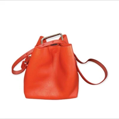 Bolso cubo de cuero naranja 3.1 Phillip Lim Mini Quill Foto 1 de 4