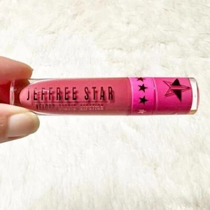 NIB Jeffree Star Velour Liquid Lipstick in Rose Matter 5.6ml - Picture 1 of 8