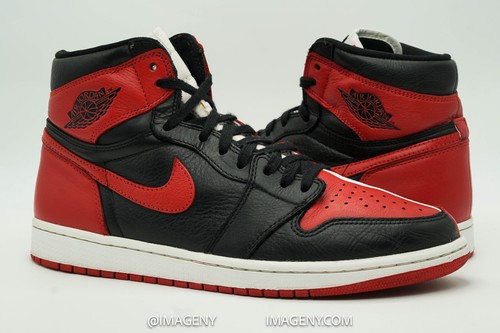 AIR JORDAN 1 RETRO HIGH TAGLIA 11 OMAGGIO NERO UNIVERSITARIO ROSSO BIANCO 861428 061