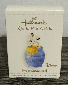 Hallmark Winnie the Pooh Keepsake Ornament Sweet Smackerel Hunny Pot Disney '06 - Picture 1 of 6