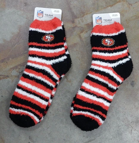 2 Pack NFL San Francisco 49ers Gift Socks Crew Muchas Rayas Super Soft Sleep Her Cover