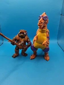 Playmates TMNT 1993 Vintage Cave Don con Trippy Tyrannosaurus non completo - Foto 1 di 5