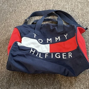 Tommy Hilfiger Seesack dunkelblau rot Full Zip hat Flecken siehe Fotos Gym Vintage - Bild 1 von 9