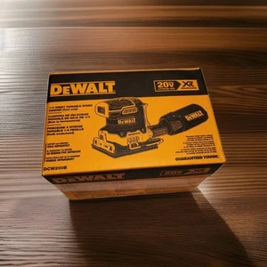 DEWALT Cordless DCW200B 20V MAX XR 1/4 Variable Speed Sheet Sander - Picture 1 of 10