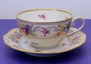 Schumann Baviera EE. UU. Taza y platillo de té perforado Zone "Chateau" 424 - Imagen 1 de 6