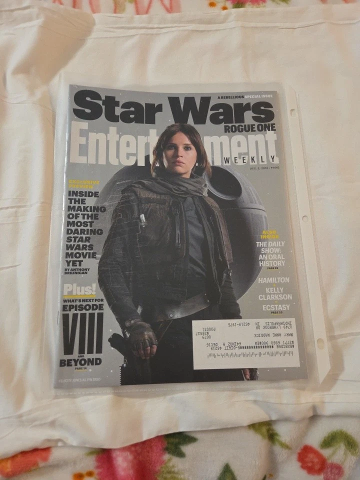 ENTERTAINMENT WEEKLY December 2016 STAR WARS Rogue One #1442 Felicity Jones - Image 1 of 2