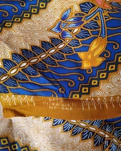 Batik Indra Wati cotton Indonesian fabric 38X91 inch - Picture 1 of 3
