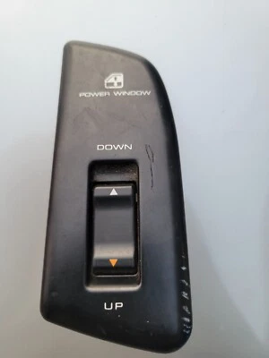 ◀️ Interruptor de ventana eléctrica trasero izquierdo Isuzu Rodeo Honda Passport 1991-1994 con bezal Foto 1 de 3