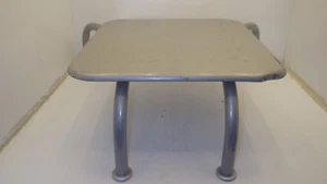 COMPAQ 274407-B25 MONITOR STATION STAND, 85 PDS MAX CAPACITY, PLATE-13" x 13" - Picture 1 of 8