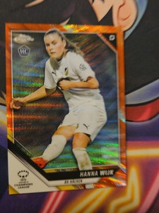 2021/22 Topps Chrome UEFA Women's Hanna Wijk Orange Wave /25 