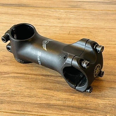 Salsa Guide Aluminum Threadless 1 1/8 Stem 90mm 7 Degree 31.8 Black - Image 1 of 4