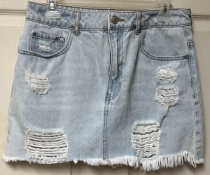 Forever 21 Jean Cut Off Frayed Mini Skirt Womens Size 29 Light Distressed Denim - Picture 1 of 5