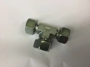 Genuine Perkins Teepiece 599/7 for Gensets - Picture 1 of 2