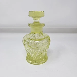 Imperial Glass Cosmos Yellow Cologne Perfume Bottle Daisy Flower - Picture 1 of 9