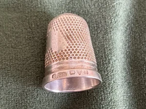 Mystery Antique Solid Silver Charles Horner Thimble - Hallmarked, Chester 1900 - Picture 1 of 7