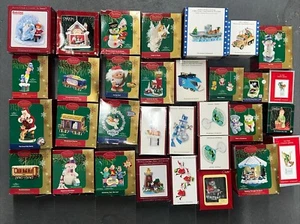 Lot of 32 Carlton Cards Heirloom Collection Classic Ornaments - Picture 1 of 22