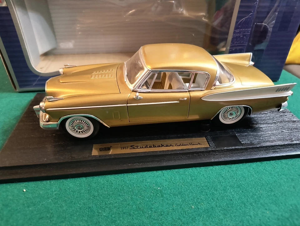 1:18 Anson 1957 Studebaker Golden Hawk #7552  - Immagine 1 di 4