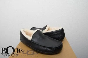 UGG ASCOT ZAPATILLAS MOCASÍN DE HOMBRE DE CUERO NEGRO TALLA US 9/UK 8/EU 42 NUEVO - Imagen 1 de 5