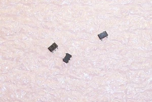 QTY (100) TC7S02F TOSHIBA SSOP-5-0.95 NOR GATE NUEVO DE LOTE ANTIGUO - Imagen 1 de 2